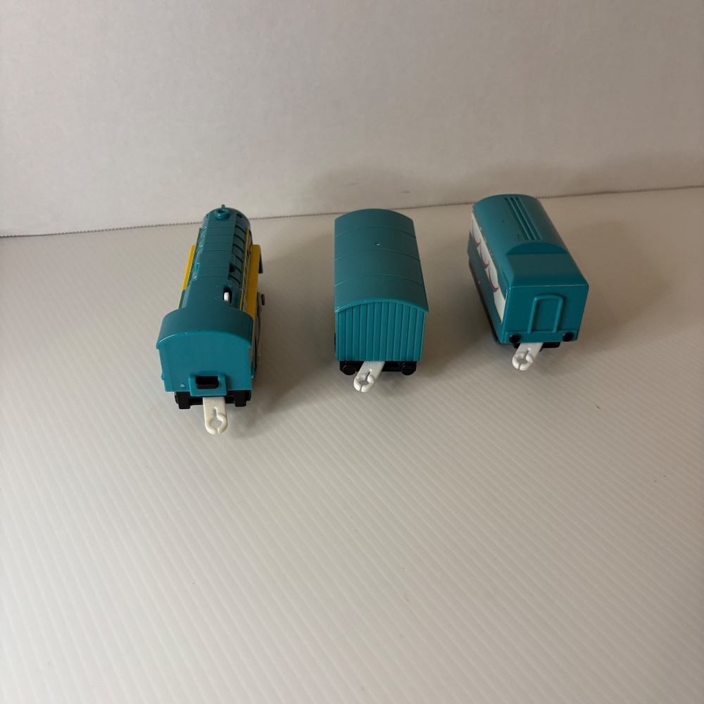 Thomas & Friends Connor TrackMaster Motorized Train Engine Passenger Coach WORKS - Picture 5 of 10